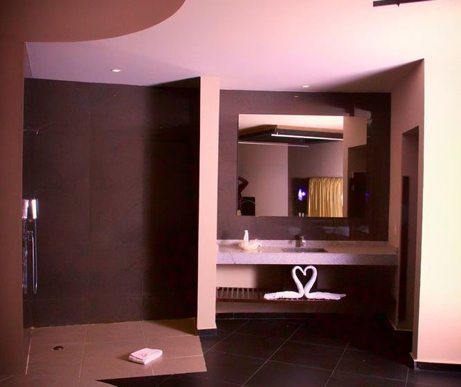 מוטל Cancun Private Party - Adults Only