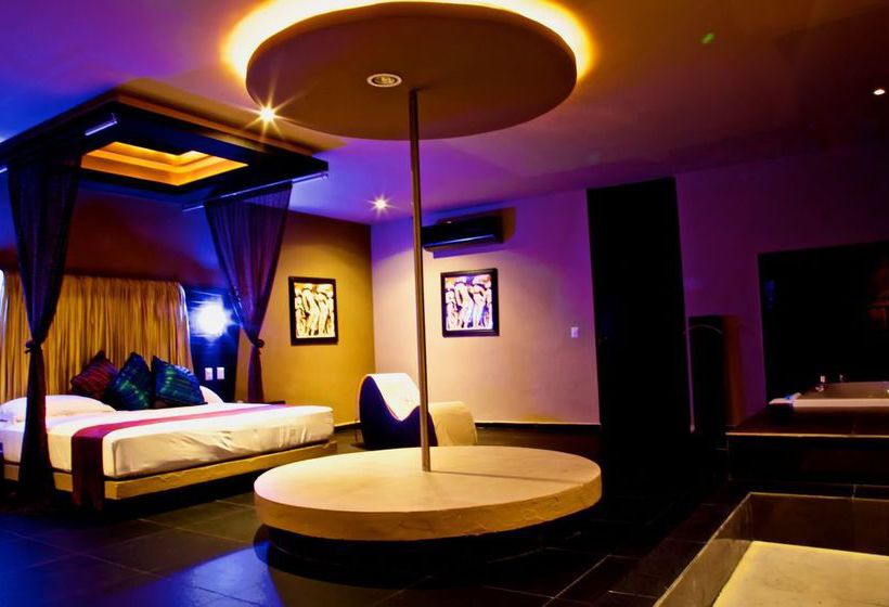 מוטל Cancun Private Party - Adults Only