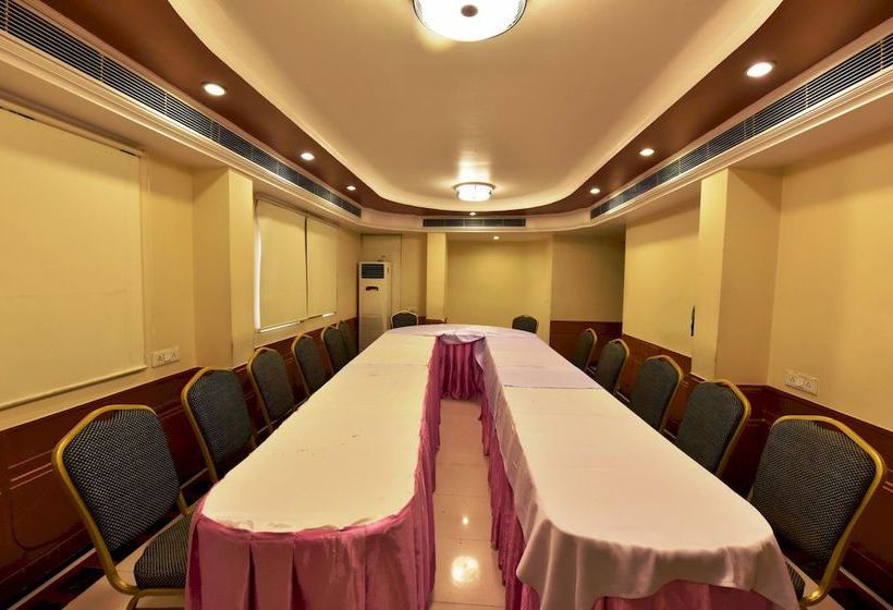 Мотель Epsilon The