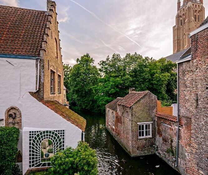 펜션 Canalside House   Luxury Guesthouse