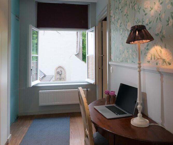 펜션 Canalside House   Luxury Guesthouse