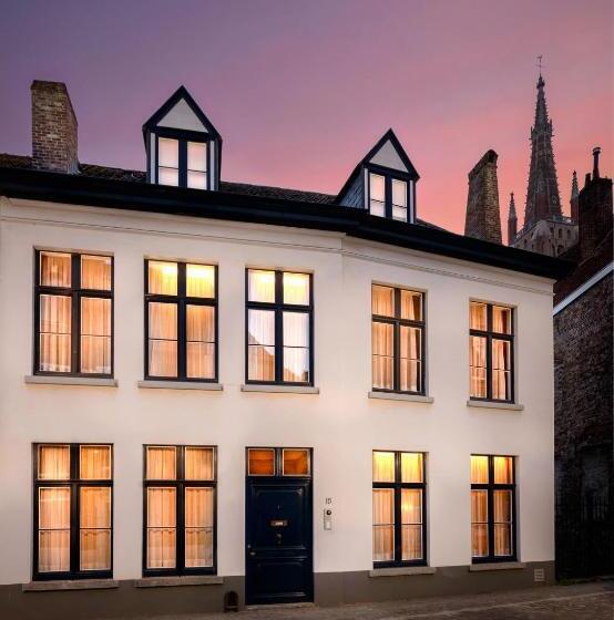 펜션 Canalside House   Luxury Guesthouse