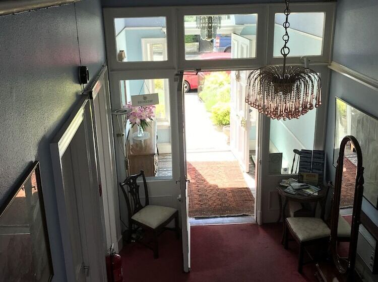 Пансион Dorstan House