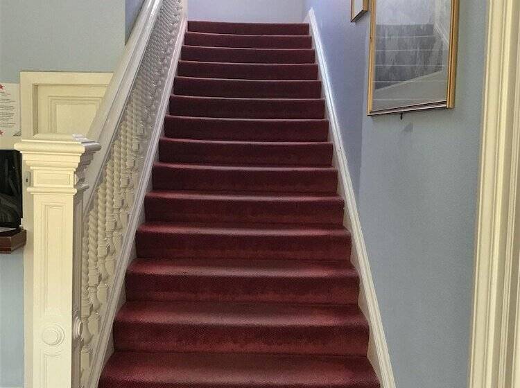 Пансион Dorstan House