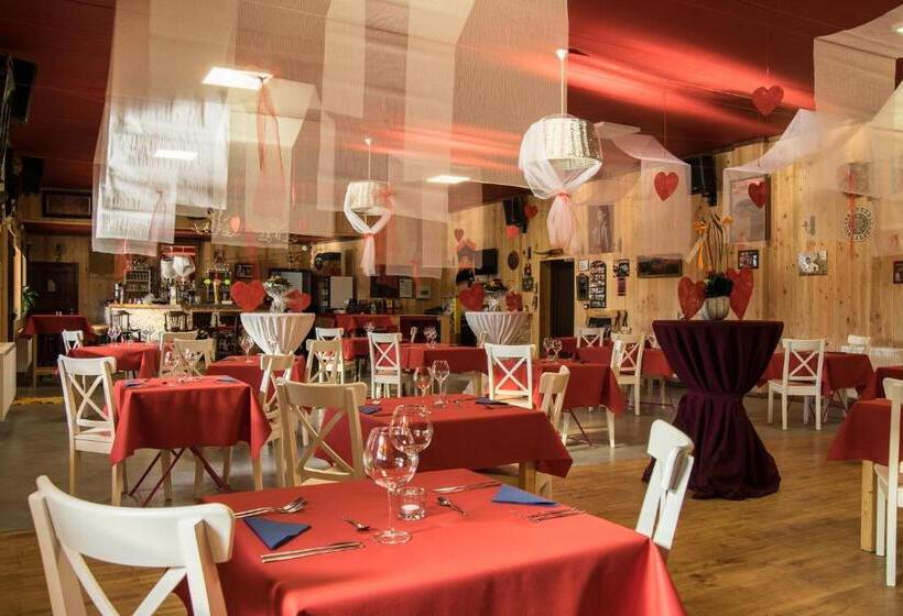 ペンション Western City