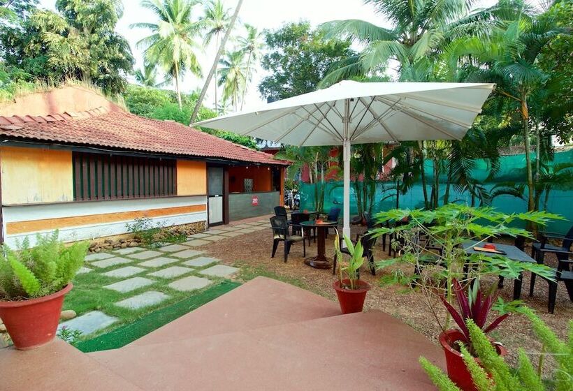 Pensão Pebbles Guesthouse