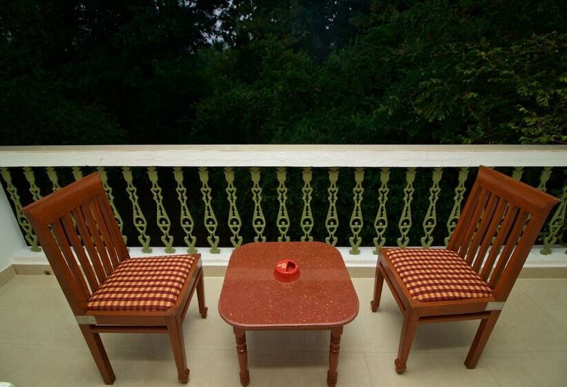 پانسیون Pebbles Guesthouse