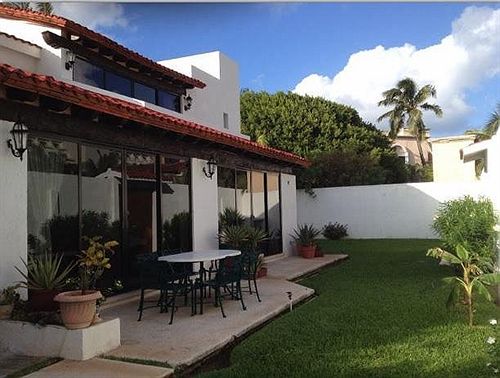 פנסיון Stella Maris Three Bedroom Villa