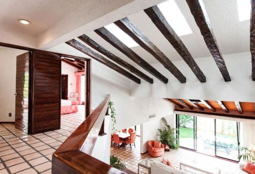 פנסיון Stella Maris Three Bedroom Villa