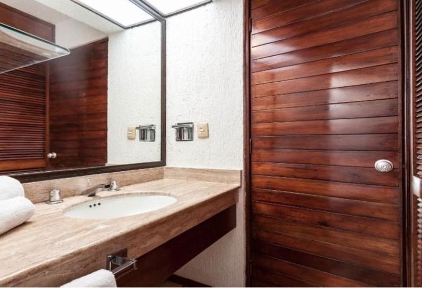 פנסיון Stella Maris Three Bedroom Villa