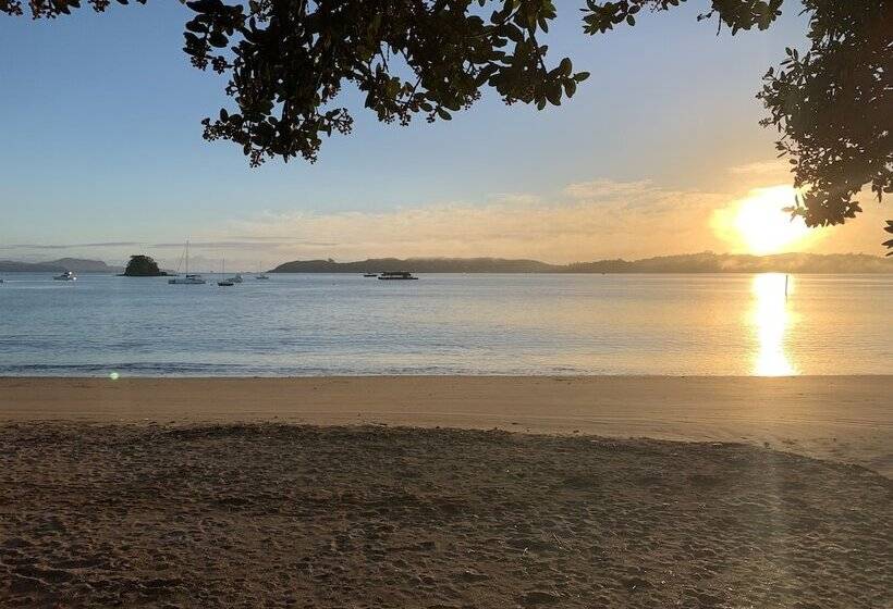 旅馆 Peppertree Lodge & Backpackers