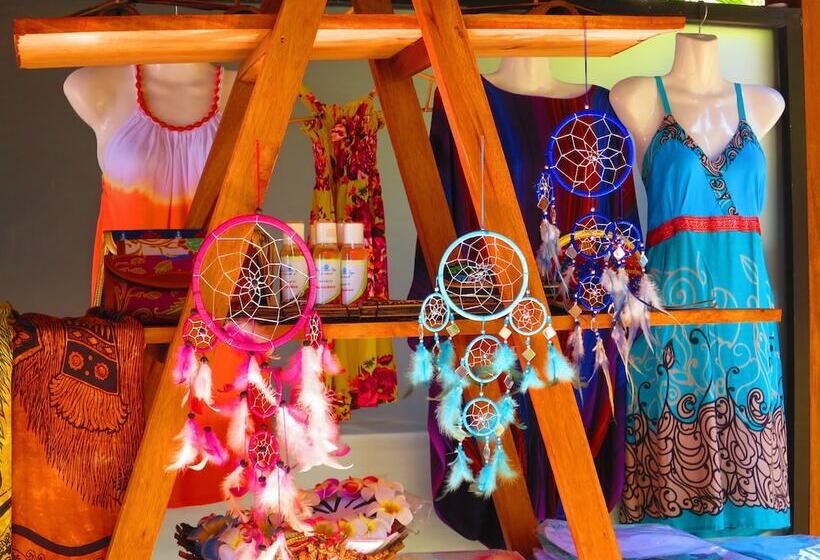 منتجع Amed Cafe & Hotel Kebun Wayan