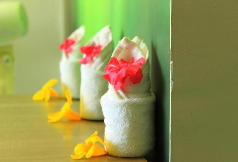 Tatsaraasa Resort & Spa, Udaipur