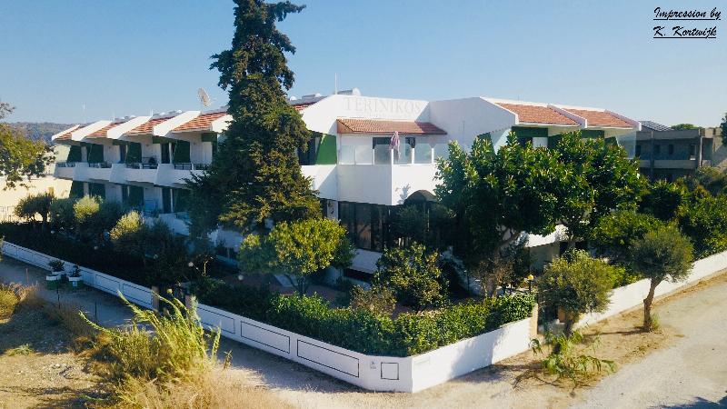 Terinikos Sunny Garden Hotel Junior Suites