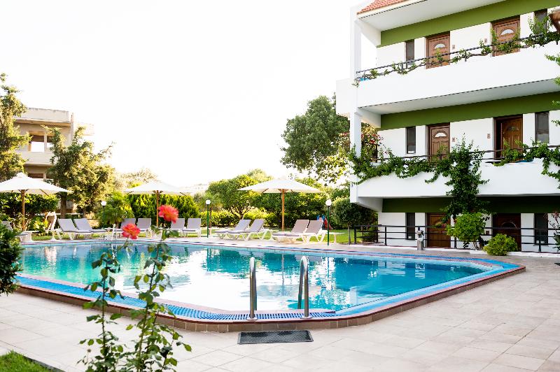 Terinikos Sunny Garden Hotel Junior Suites