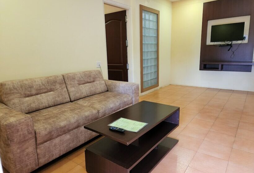 استراحتگاه Tgi Star Holidays Yercaud