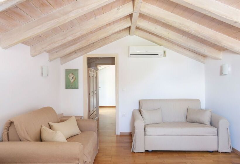 Thirides Beach Resort