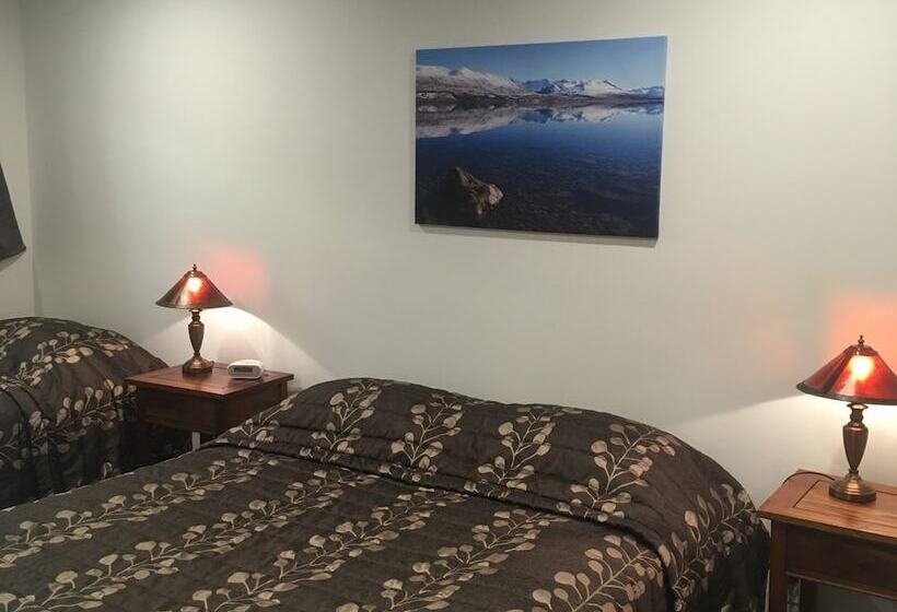 Woodlands Motels And Apartments