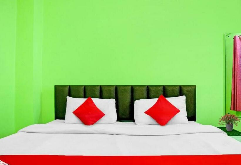 Flagship Hotel Kadambari