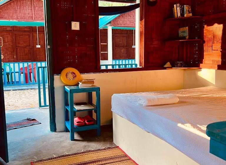 ホテル Blue Sea Restaurant & Bungalows