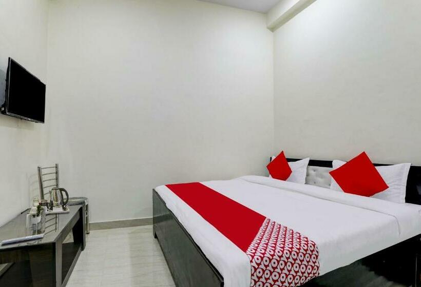 Hotel Flagship Roister Inn Near Gomti Riverfront Park