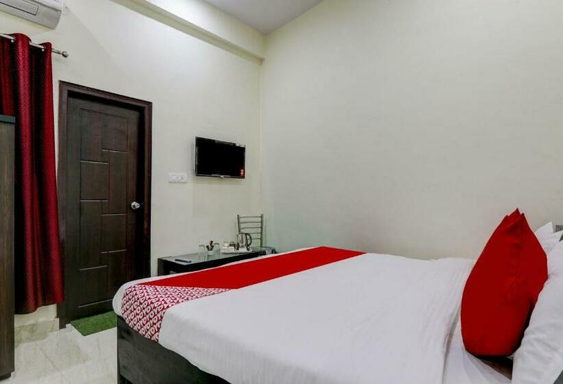 Hotel Flagship Roister Inn Near Gomti Riverfront Park