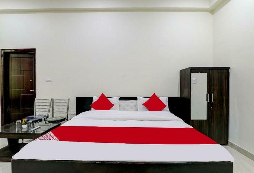 Hotel Flagship Roister Inn Near Gomti Riverfront Park