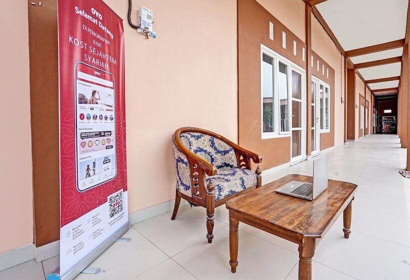 호텔 Spot On 92006 Kost Sejahtera Syariah