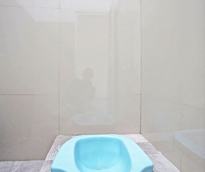 호텔 Spot On 92006 Kost Sejahtera Syariah