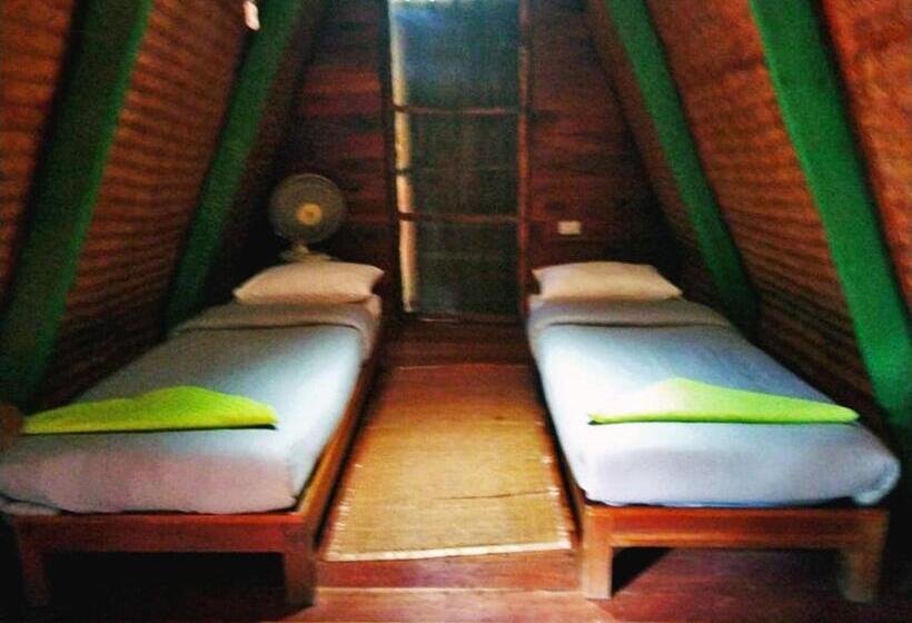 אתר נופש Turtle Pond Home Stay