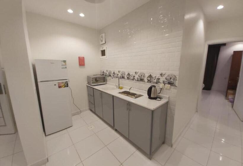 مكارم الورود للشقق المخدومة