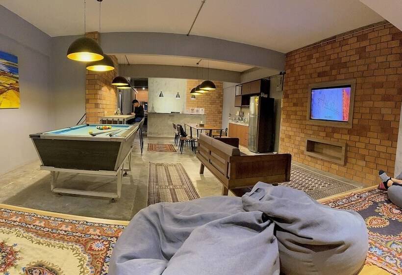 Arch Dormitorio Cenang    Hostel