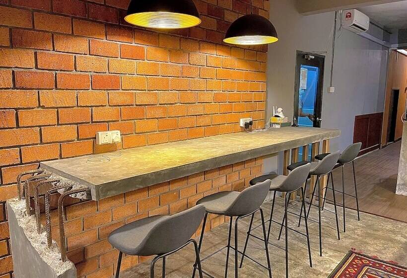 Arch Dormitorio Cenang Hostel