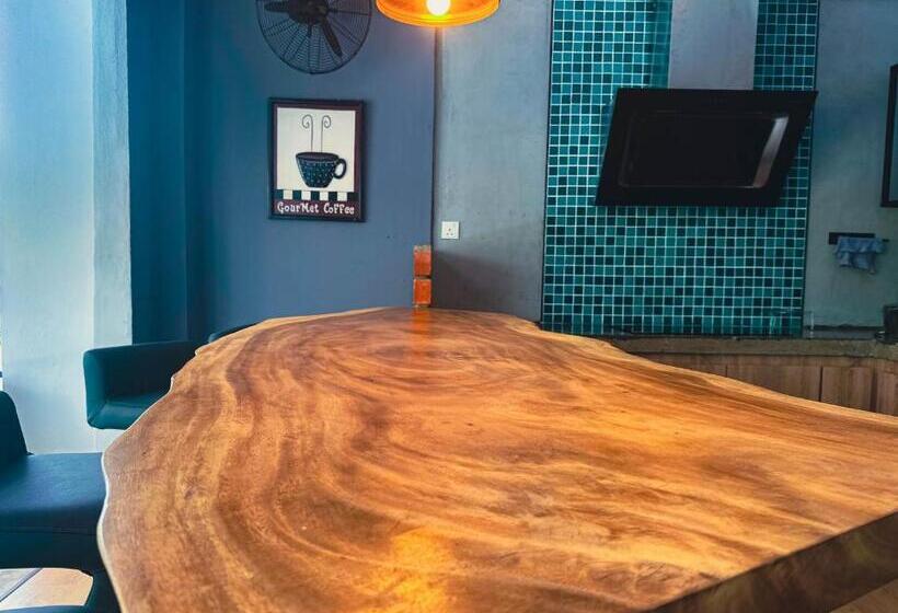 Arch Dormitorio Cenang Hostel