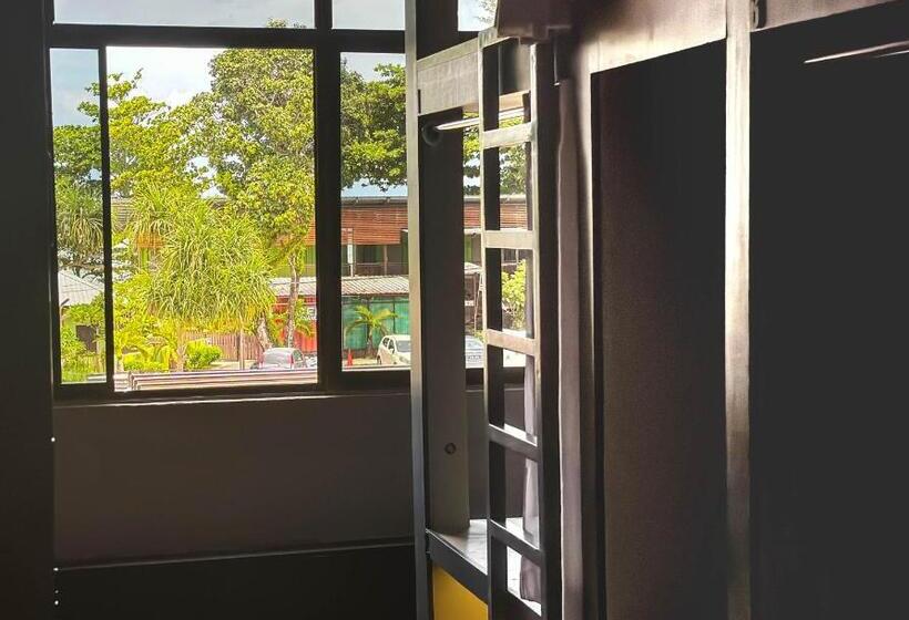 Arch Dormitorio Cenang Hostel