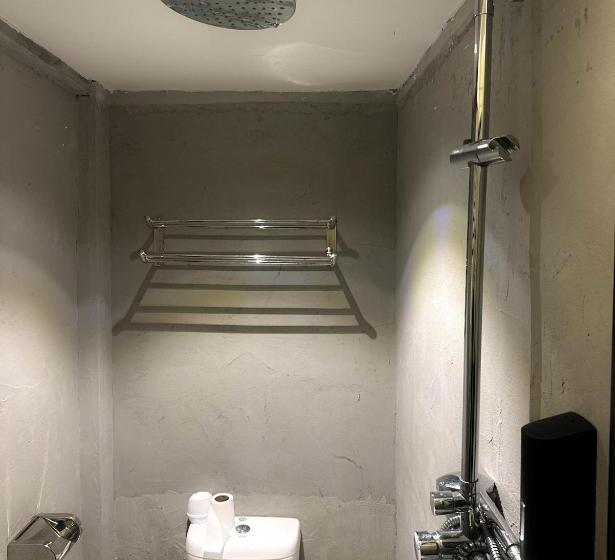 Arch Dormitorio Cenang Hostel