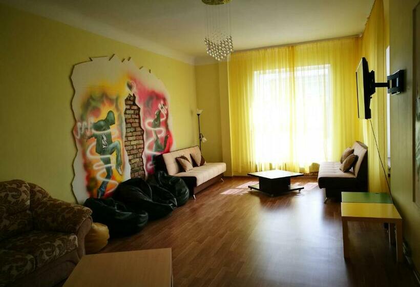 هاستل Liela Guest Apartament