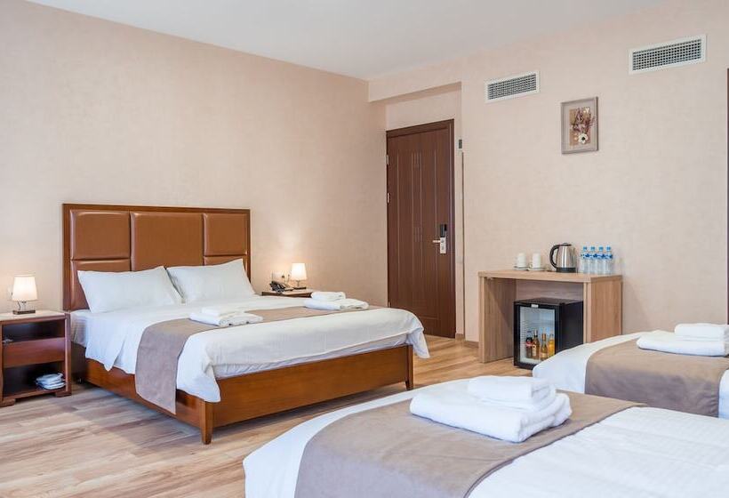 Aura Hotel Tbilisi