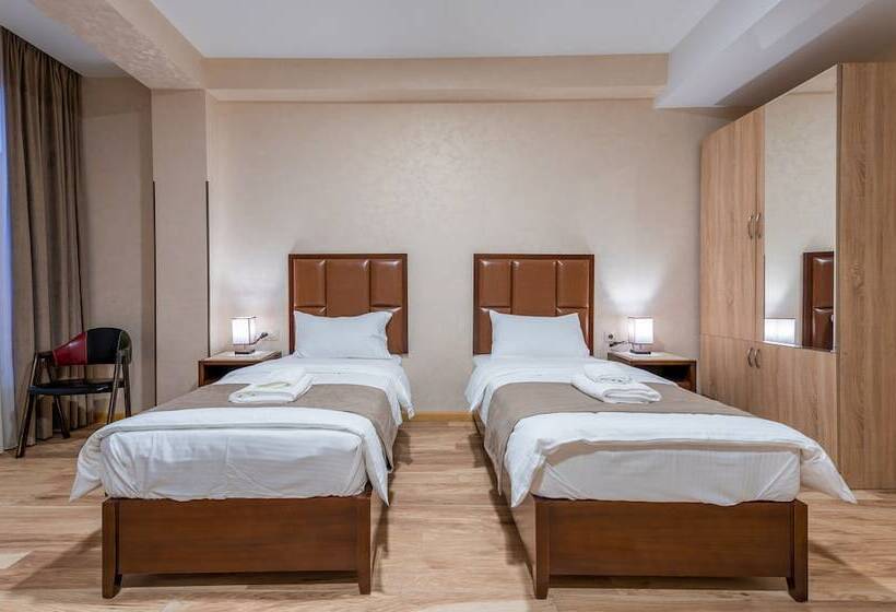 Aura Hotel Tbilisi