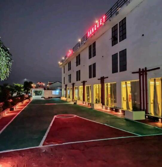 Gods County Hotels & Resorts