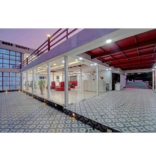 Gods County Hotels & Resorts