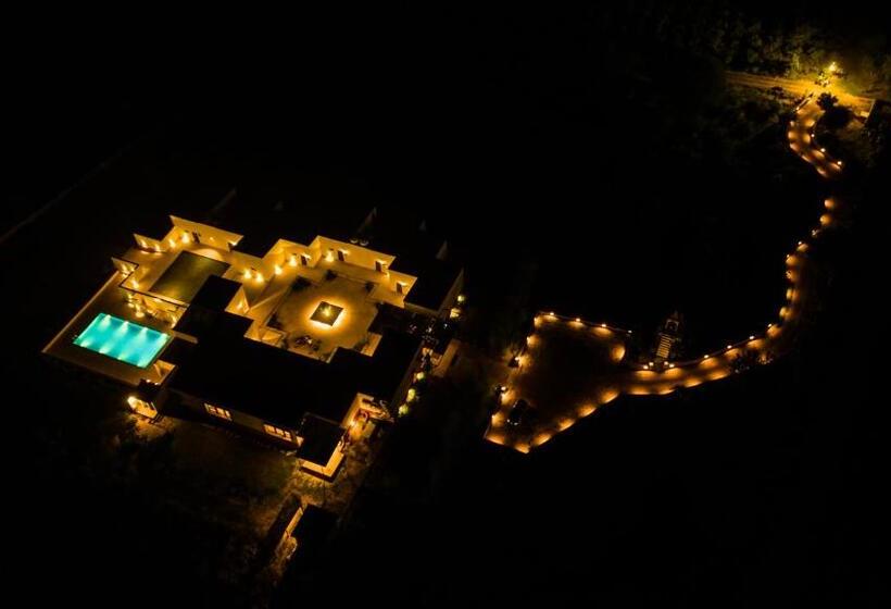 فندق Guldaar   A Luxury Forest Retreat