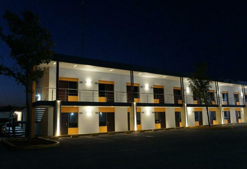 Отель Valle Express