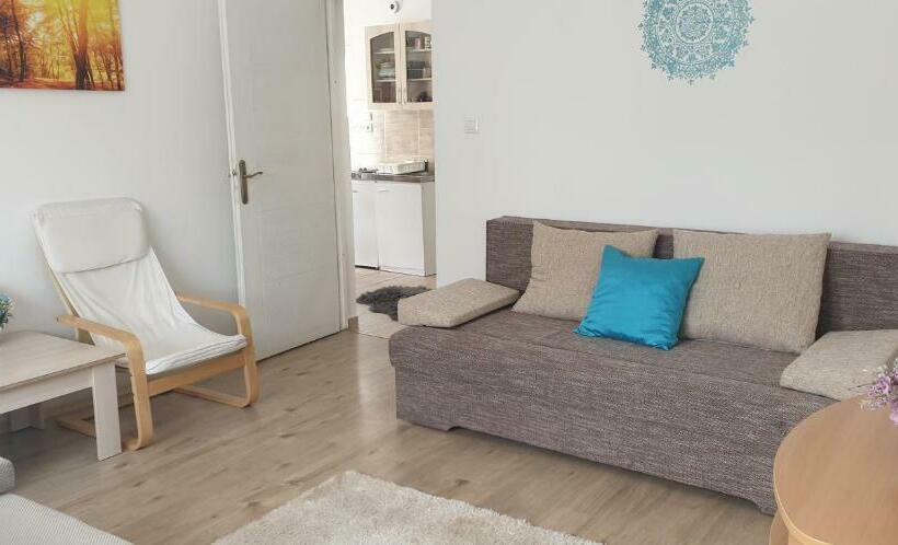 Napfény Apartmanház Balatonberény