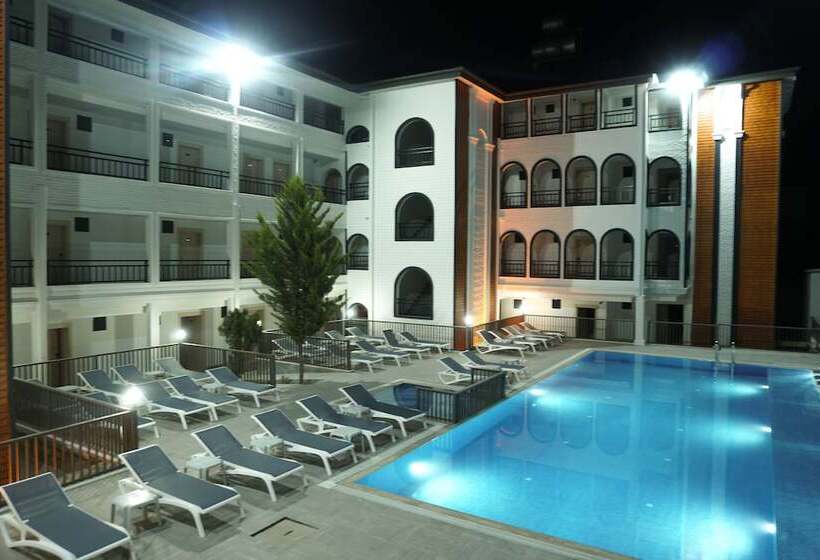 هتل Akalia Resort