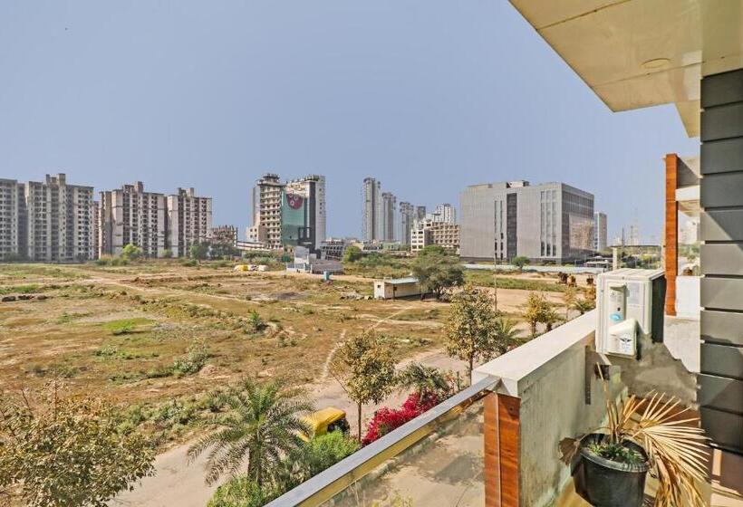 酒店 Oyo 85492 Star Residency