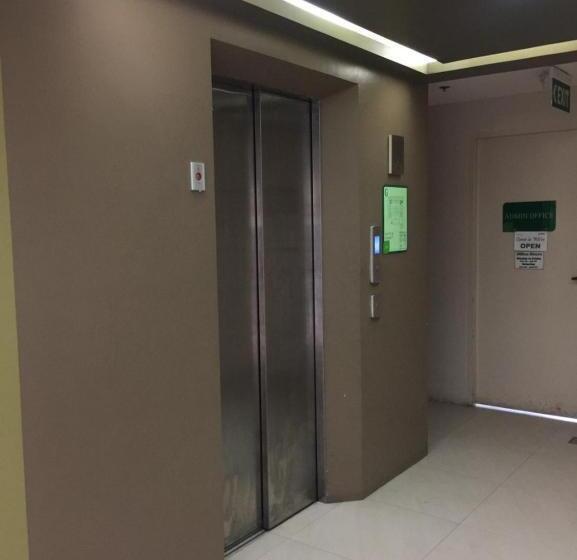 호텔 Staycation Condo With Pool Near Sm Tungko, Bulacan