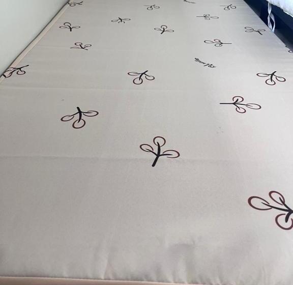 호텔 Staycation Condo With Pool Near Sm Tungko, Bulacan