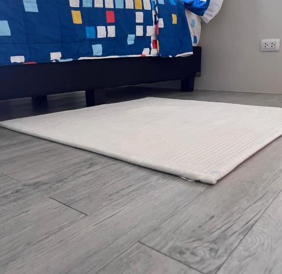 호텔 Staycation Condo With Pool Near Sm Tungko, Bulacan