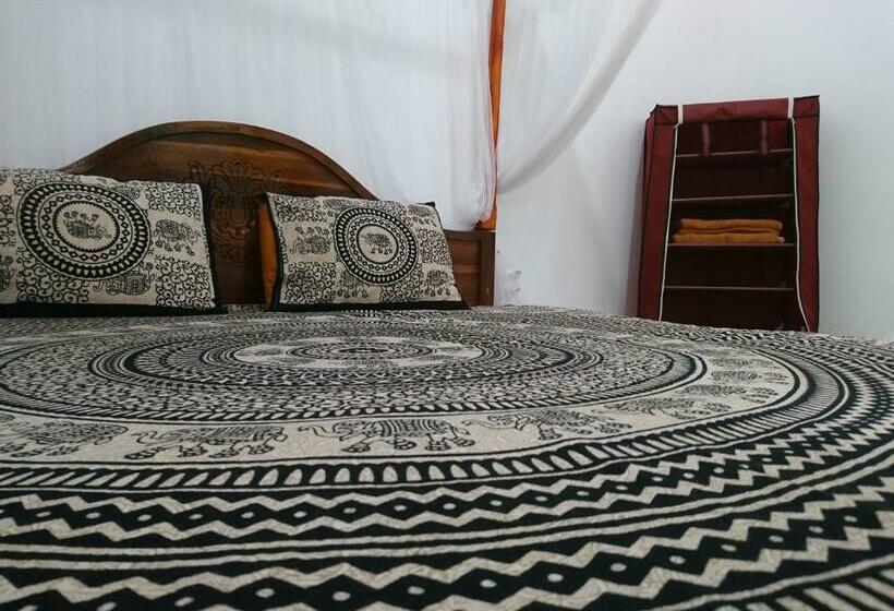 ペンション Little Mount Guest House